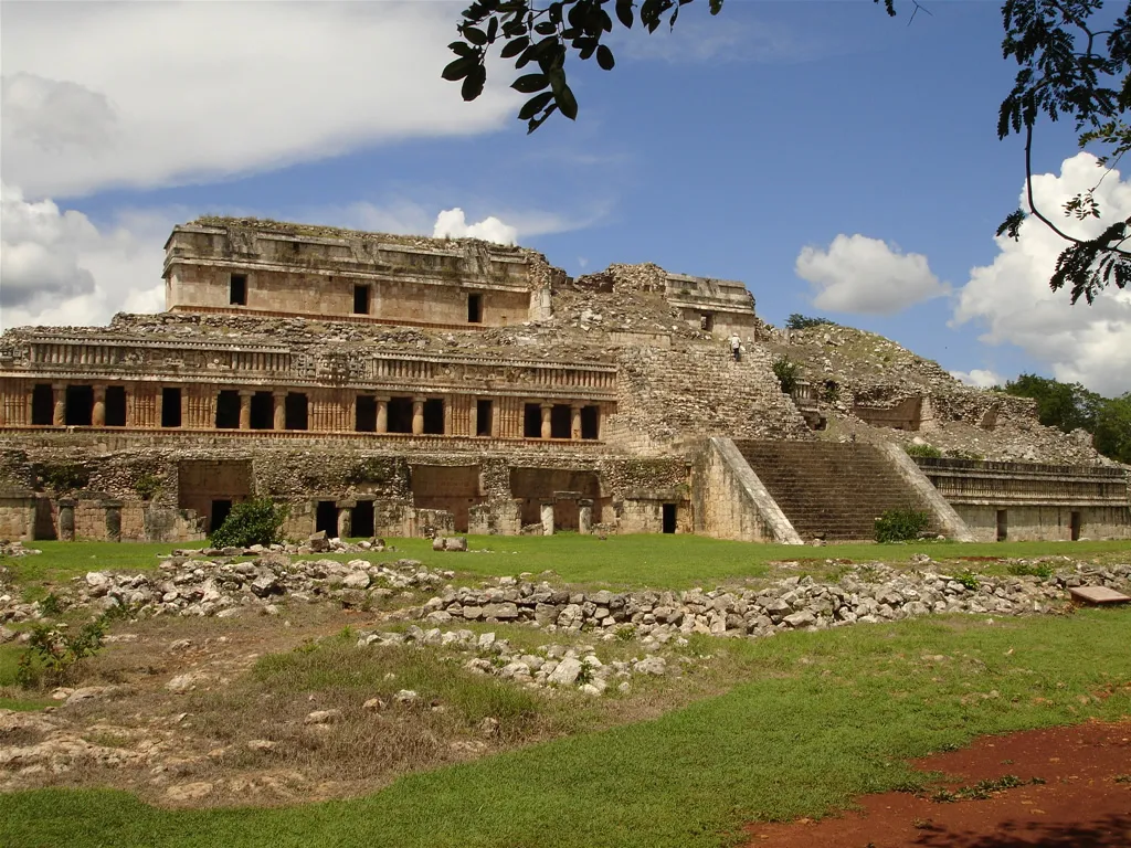 Sitio arqueologico Sayil